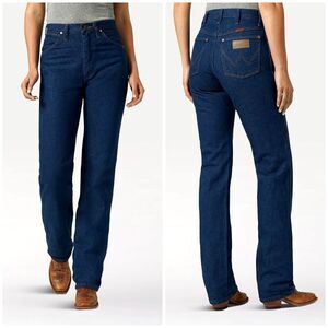 Wrangler Jeans Womens 13 x 32 Cowboy Cut High Rise Western Straight Patch Logo